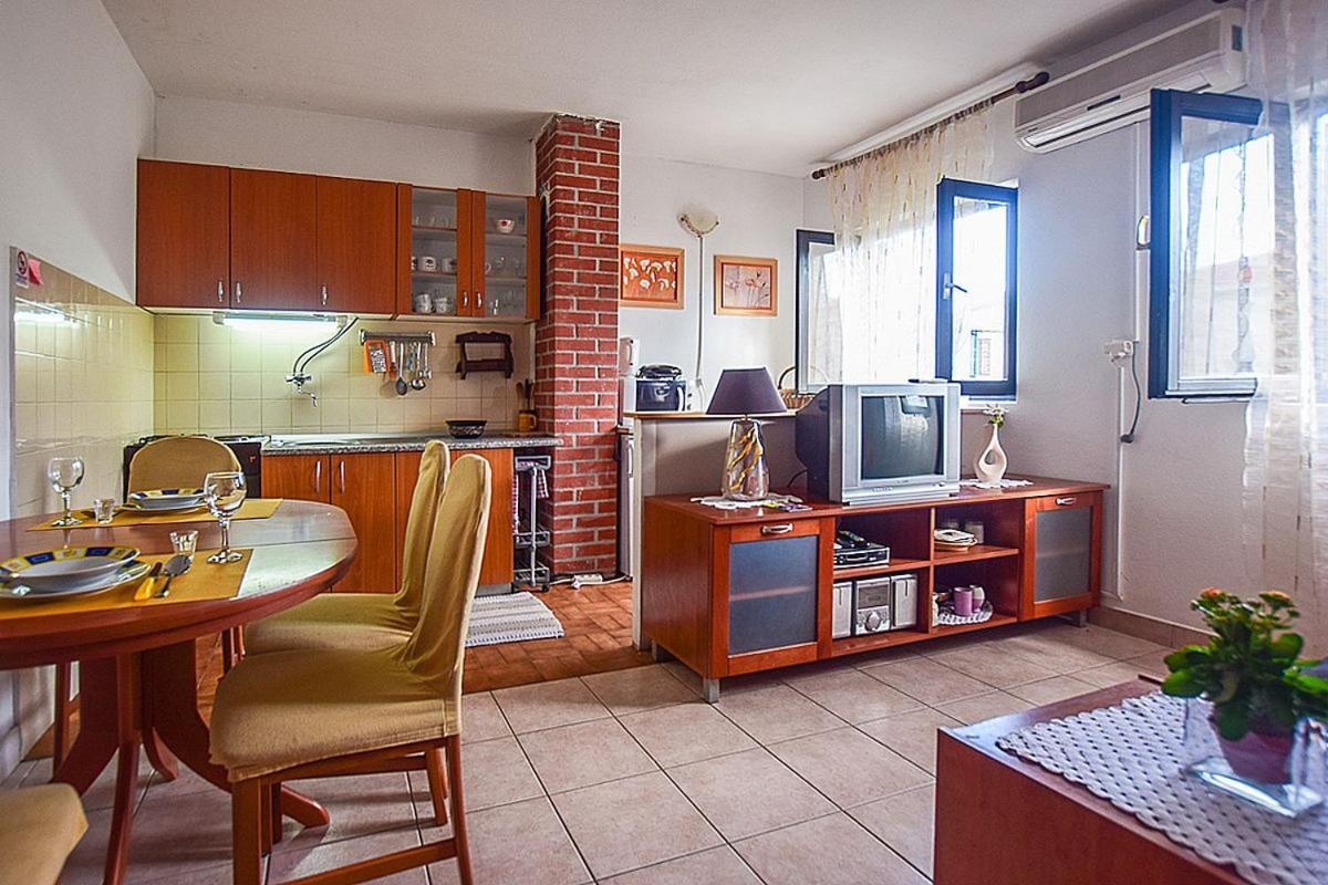 Apartments Derado Супетар Екстер'єр фото